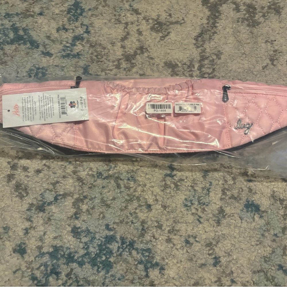 NWT Lug skedaddle belt belt in bubble pink